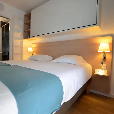 The Originals Boutique, Port La Vie,